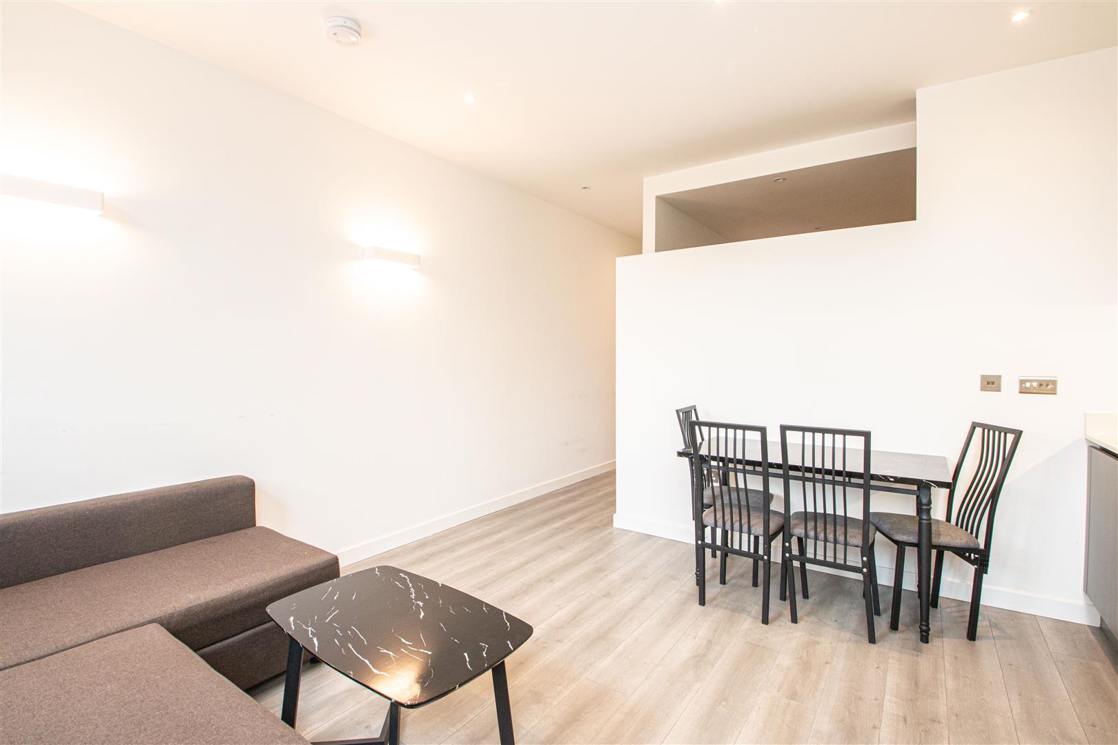 1 bed property in 17 Capital Drive, Milton Keynes